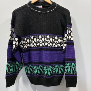 Vintage USA Floral Colorblock Grandpa Sweater Purple Black Acrylic Cottagecore M